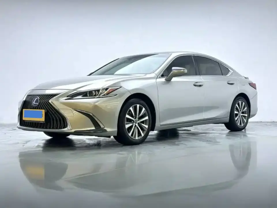 Lexus ES Model 300h Excellence Edition 2020