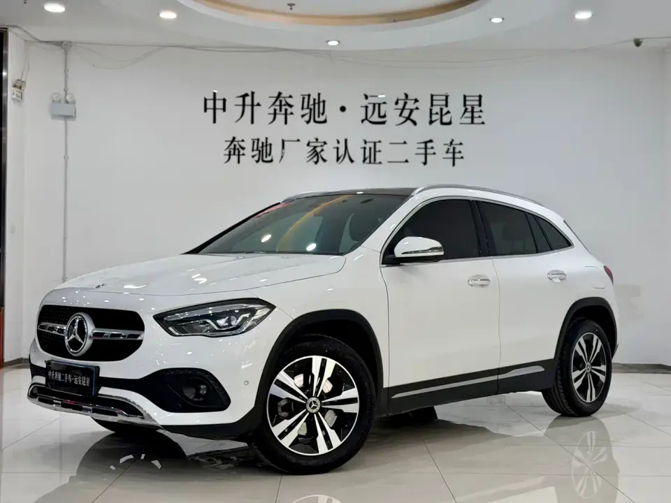 Mercedes-Benz GLA-Class Model GLA 200 2022