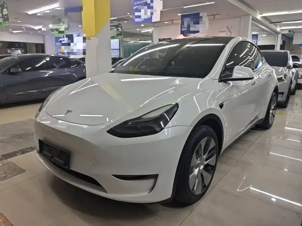 Tesla Model Y Facelift Long Range All-Wheel Drive Version 2023