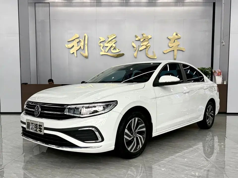 Volkswagen Bora 200TSI DSG Joy Ride Navigation Edition 2025