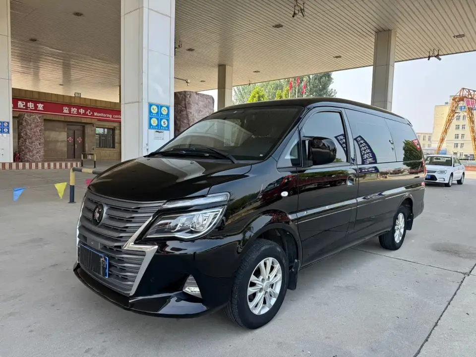 Dongfeng Fengxing Lingzhi Struggle Edition M5L 1.6L Luxury 7-seater 2023