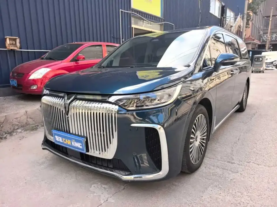 Voyah Auto Voyah Dreamer PHEV AWD Flagship Kunpeng Edition 2025