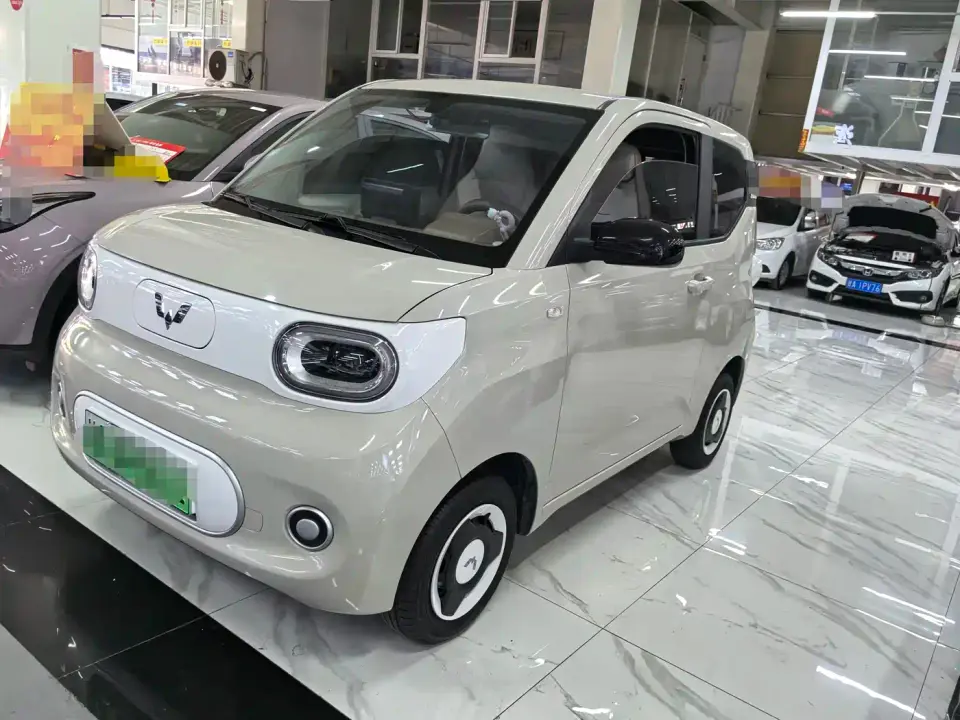 Wuling Motors Hongguang MINIEV 3rd Gen 215km Advanced 2025