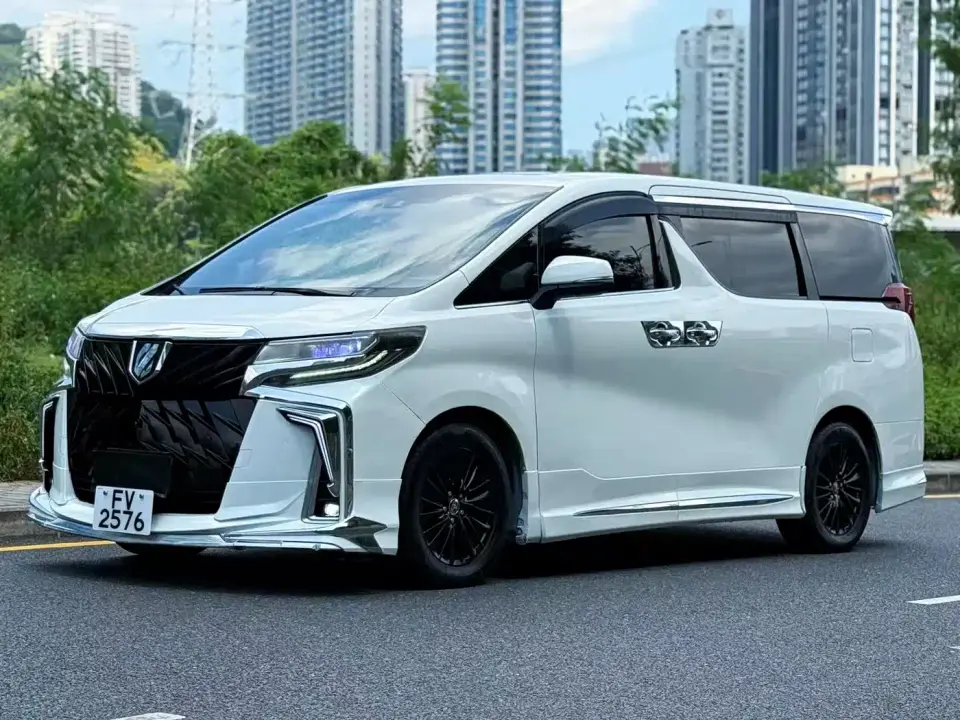 Toyota Vellfire Twin Engine 2.5L HV Premium Edition 2021
