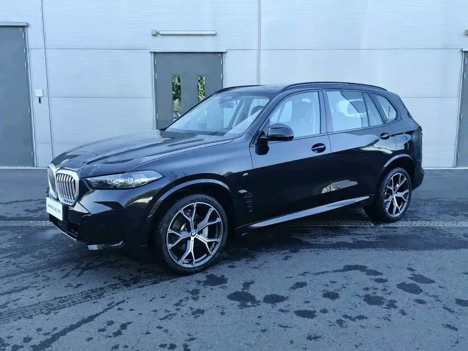 BMW X5 Model xDrive 30Li Exclusive M Sport Blackout Package 2026