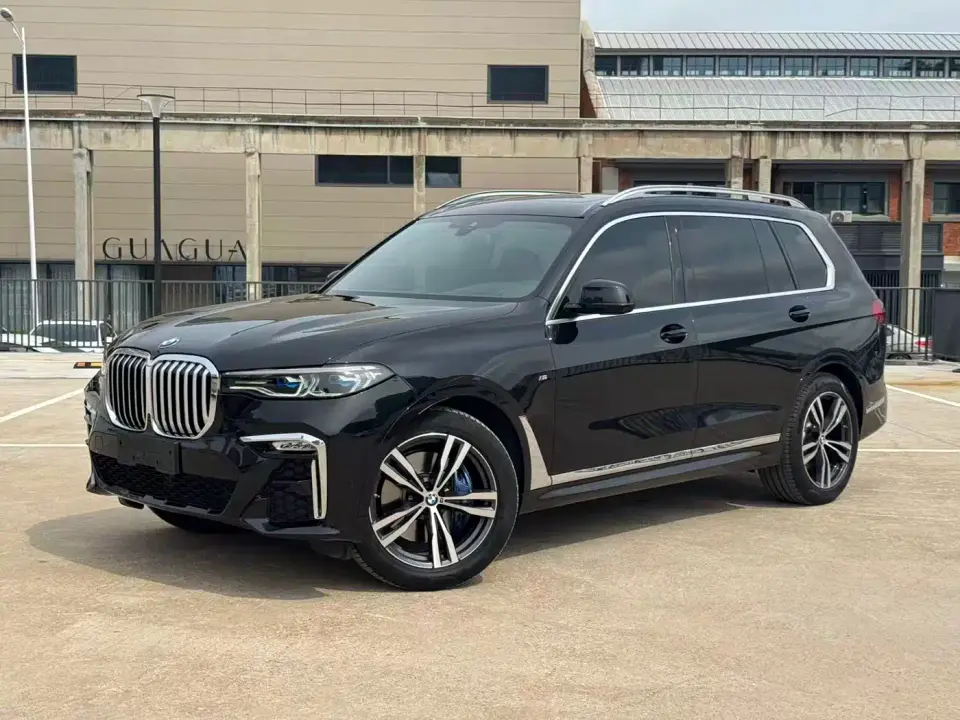 BMW X7 xDrive40i Exclusive M Sport Package 2022