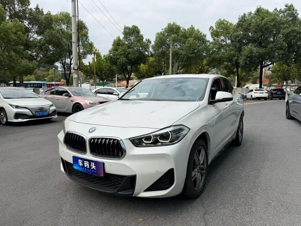 BMW X2 sDrive25i M Off-Road Package 2022