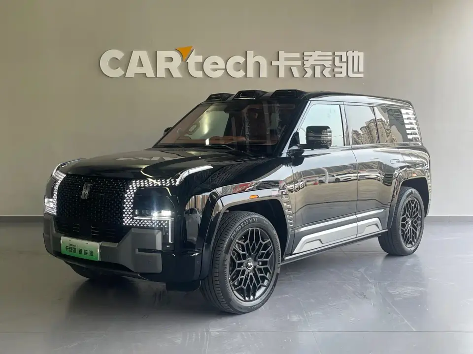 Yangwang U8 Luxury Edition 2024