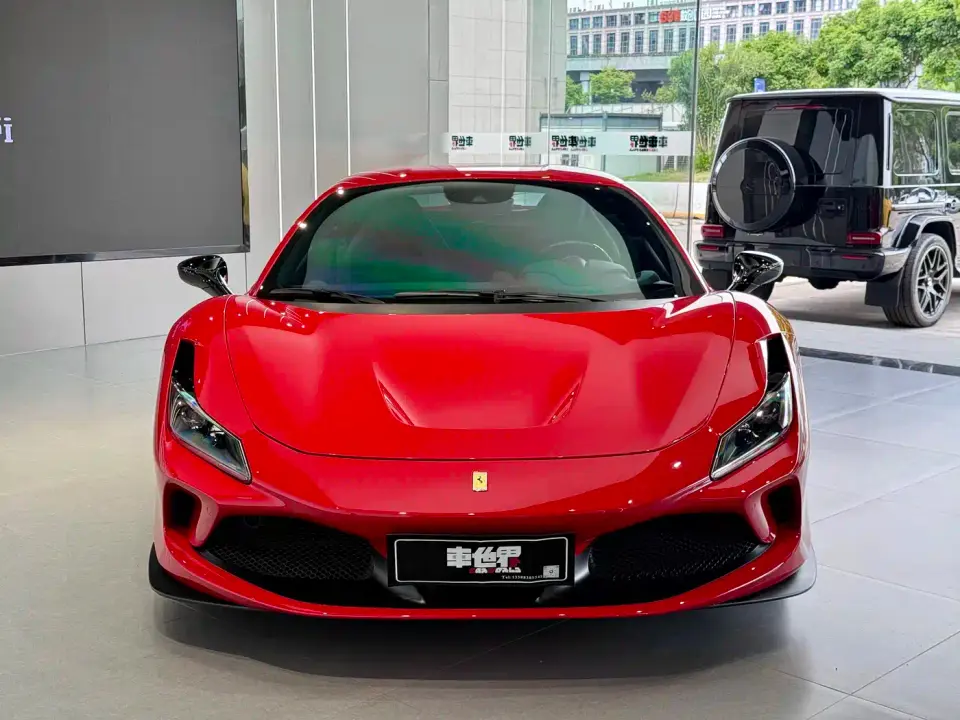 Ferrari F8 Tributo 3.9T V8 2022