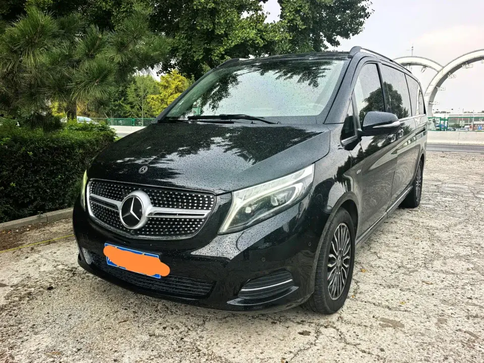 Mercedes-Benz V-Class V 260 L Premium Long Wheelbase Edition China VI 2020