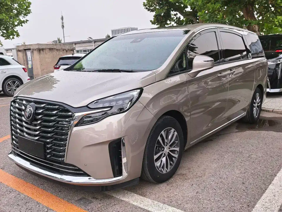 Buick GL8 ES Landmaster Exclusive 2023