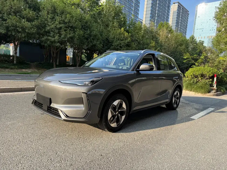 Geely Galaxy Galaxy E5 610km Explorer+ Edition 2025