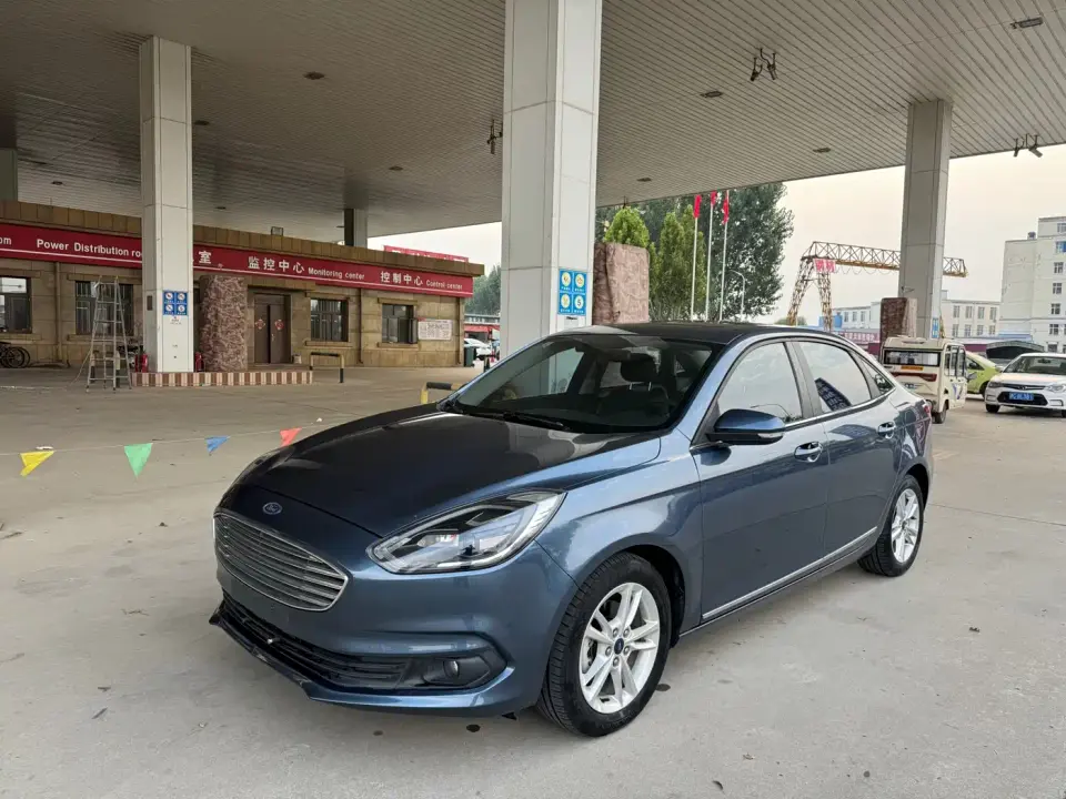 Ford Escort Facelift 1.5L Auto Comfort Edition China VI 2021