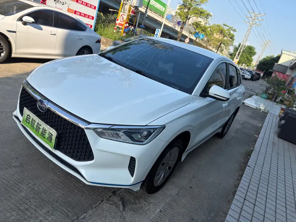 BYD e2 Luxury Edition 2022