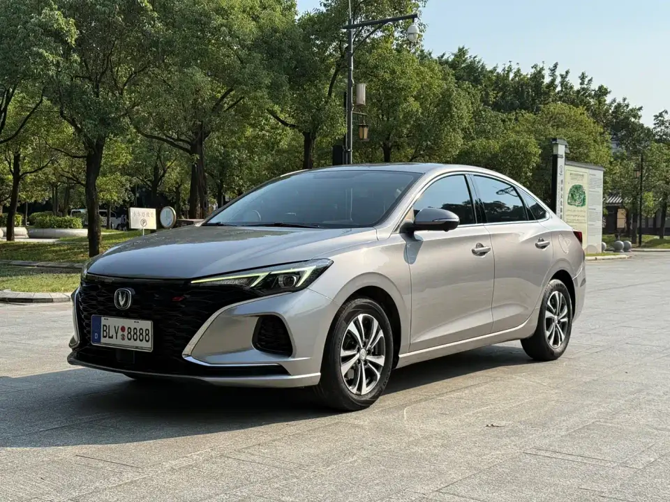 Changan Eado PLUS Blue Whale NE 1.4T GDI DCT Premium 2021