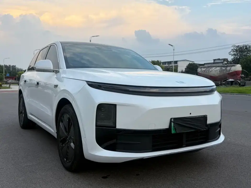 Li Auto L6 Pro 2024