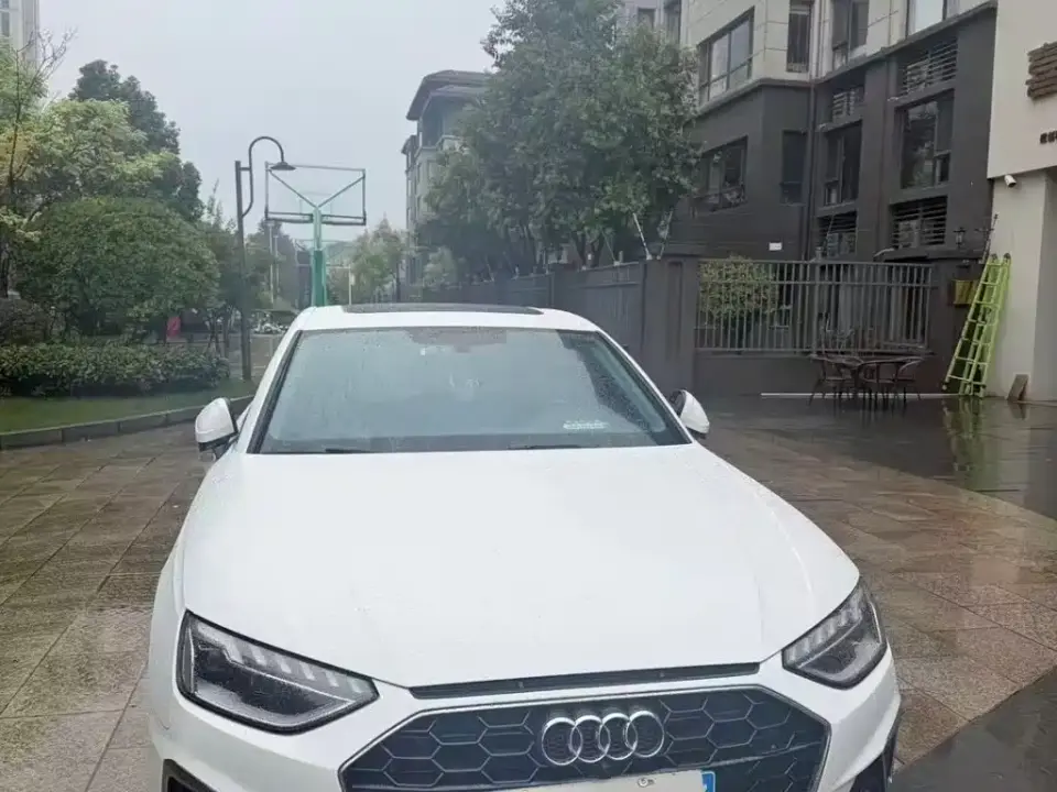 Audi A4L 40 TFSI Fashion Dynamic 2022