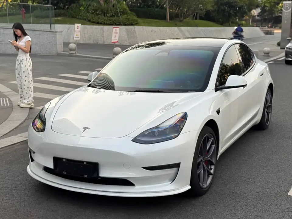 Tesla Model 3 Performance High-Performance AWD 2023