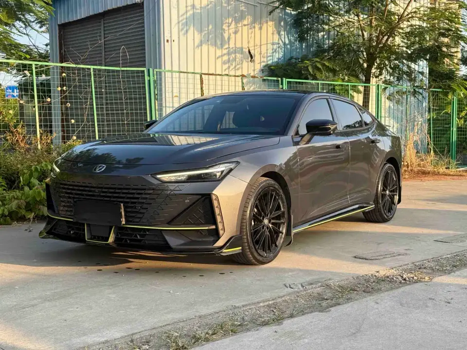 Changan UNI-V 1.5T Premium Model 2022