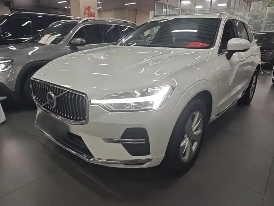 Volvo XC60 B5 AWD R-Design 2021