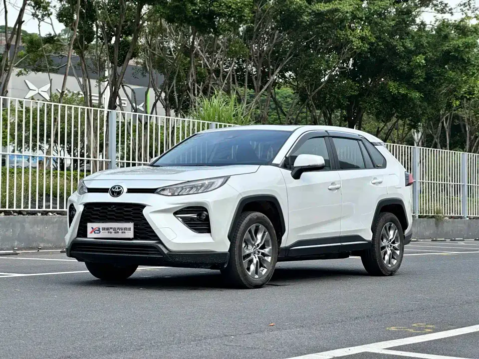Toyota Wildlander 2.0L CVT AWD Luxury PLUS Edition 2022