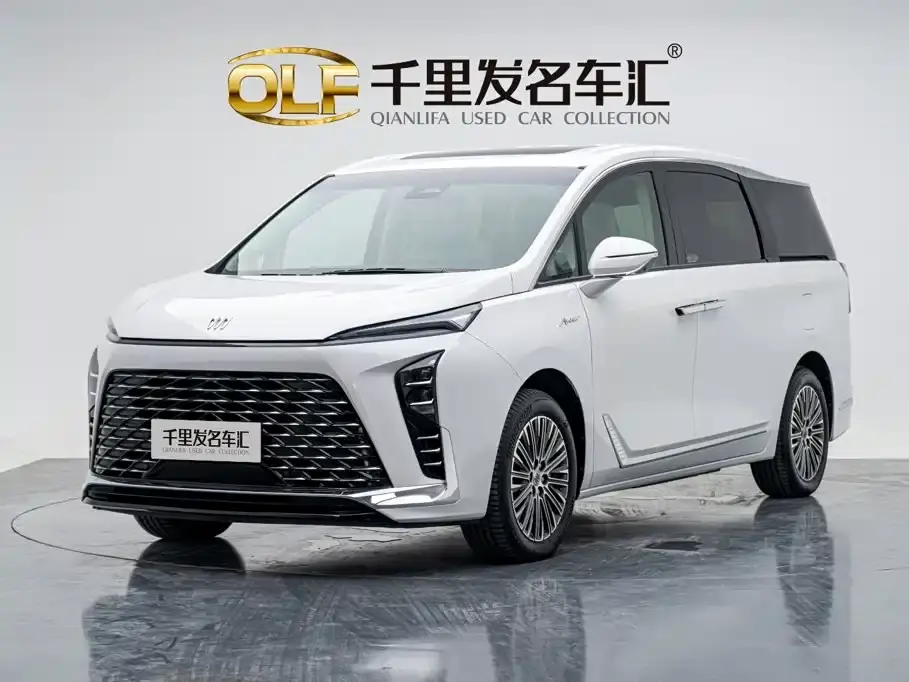 Buick GL8 New Energy Landglory Premium Edition 7-Seater 2024