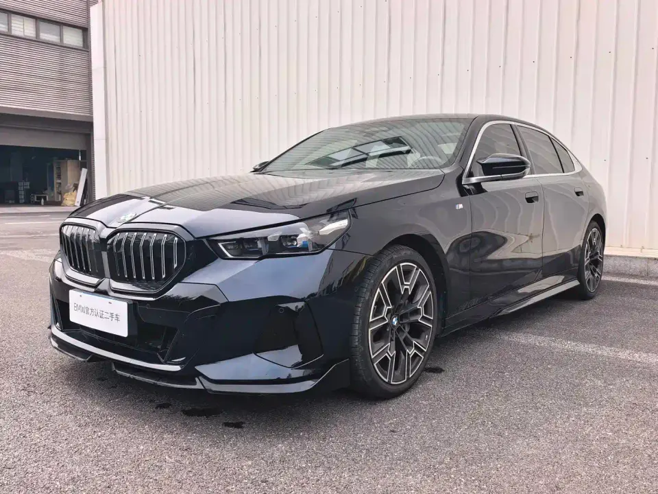 BMW 5 Series 530Li Premium M Sport Package 2025