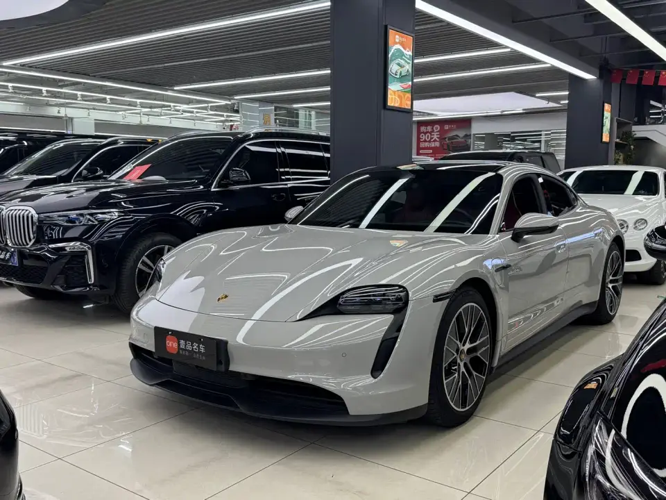 Porsche Taycan Taycan 2024