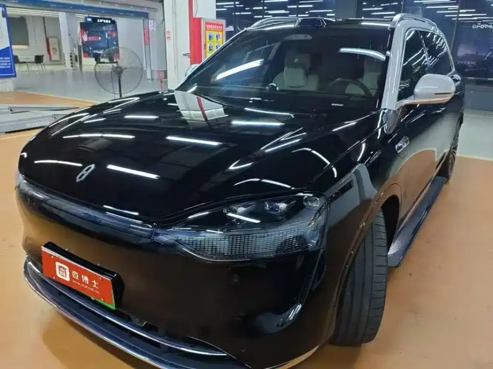 AITO Wenjie AITO M9 Range Extender Max Edition 42kWh 6-seater 2024