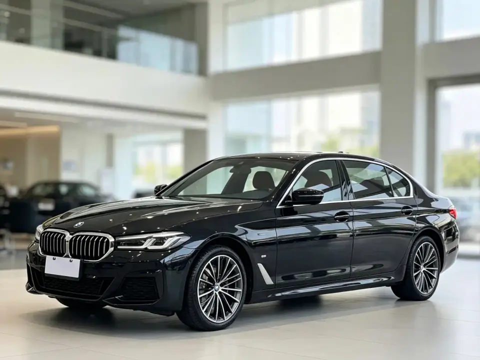BMW 5 Series Facelift 530Li xDrive M Sport Package 2022