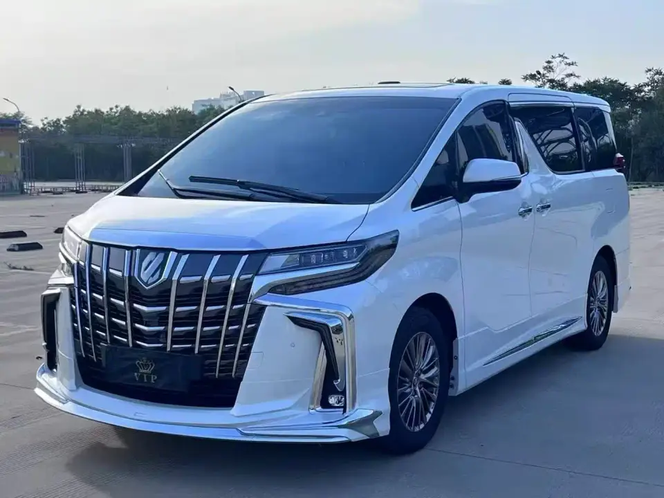 Toyota Alphard Hybrid 2.5L Luxury 2022