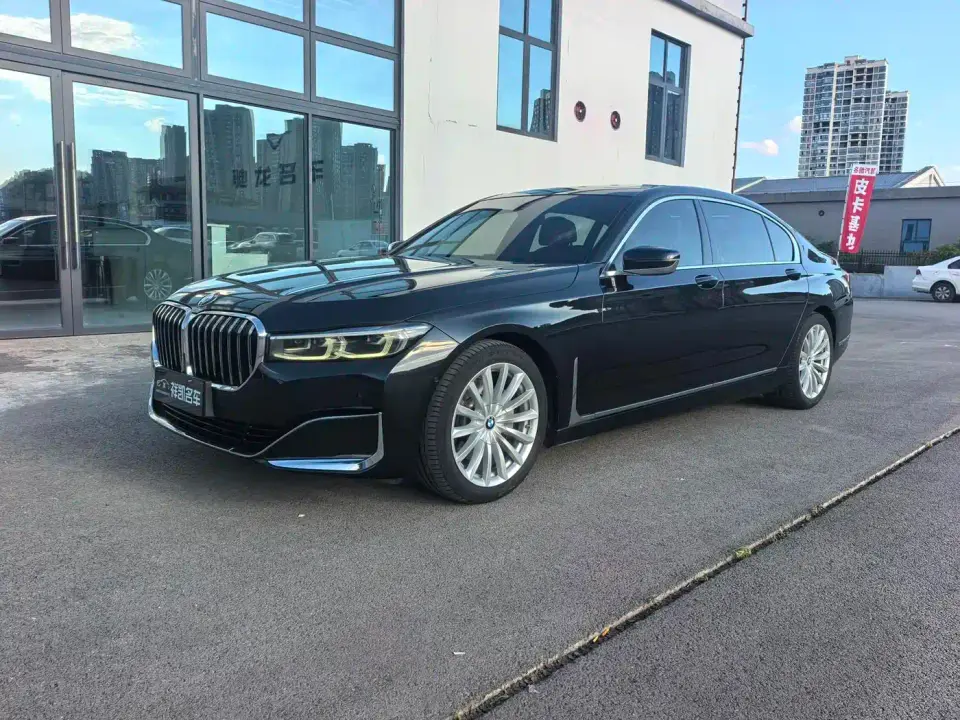 BMW 7 Series Model 730Li Luxury Package 2022