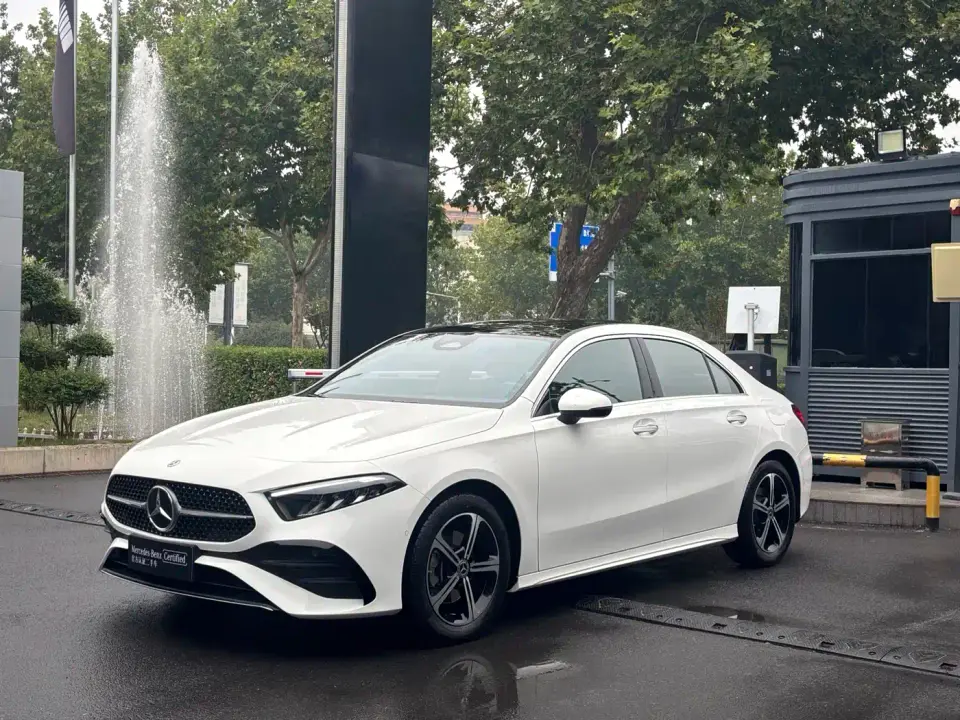 Mercedes-Benz A-Class A 200 L Fashion 2023