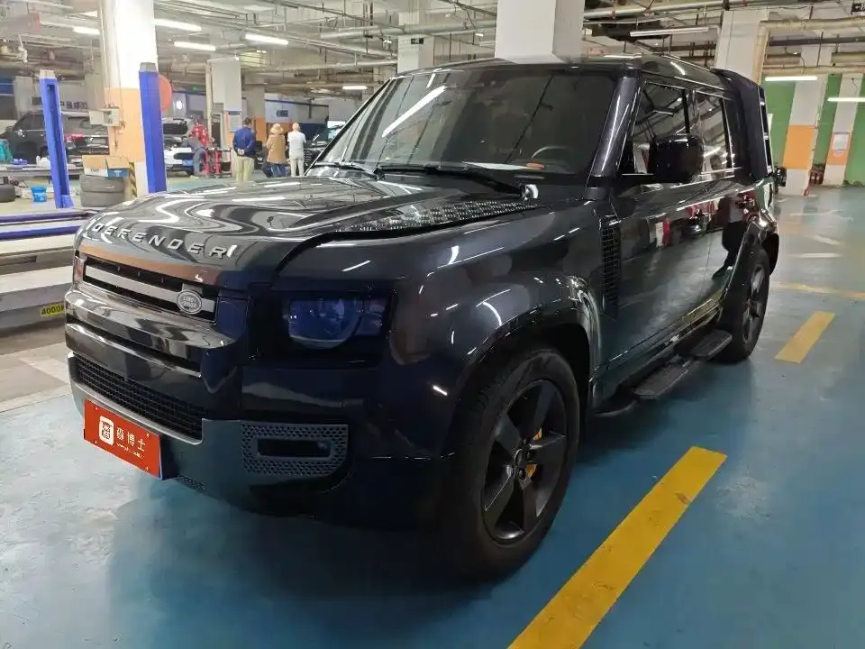 Land Rover Defender 110 3.0T P400 X-DYNAMIC HSE 2024