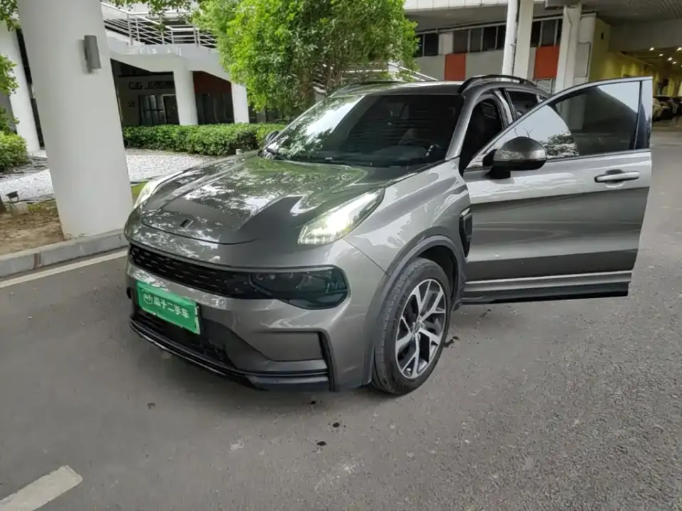 Lynk & Co 01 EM-P 1.5TD PHEV Plus 2022
