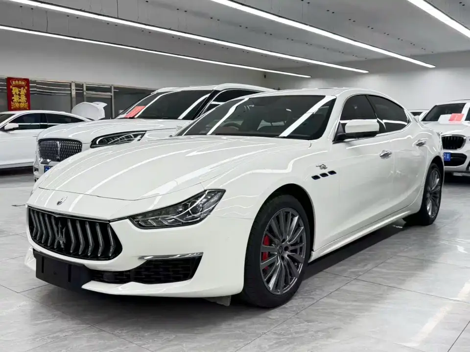 Maserati Ghibli 2.0T GT Edge Edition 2021