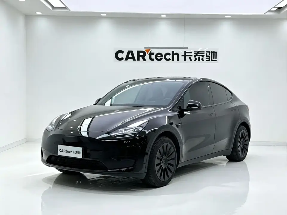 Tesla Model Y Facelift Rear-Wheel Drive Version 2023
