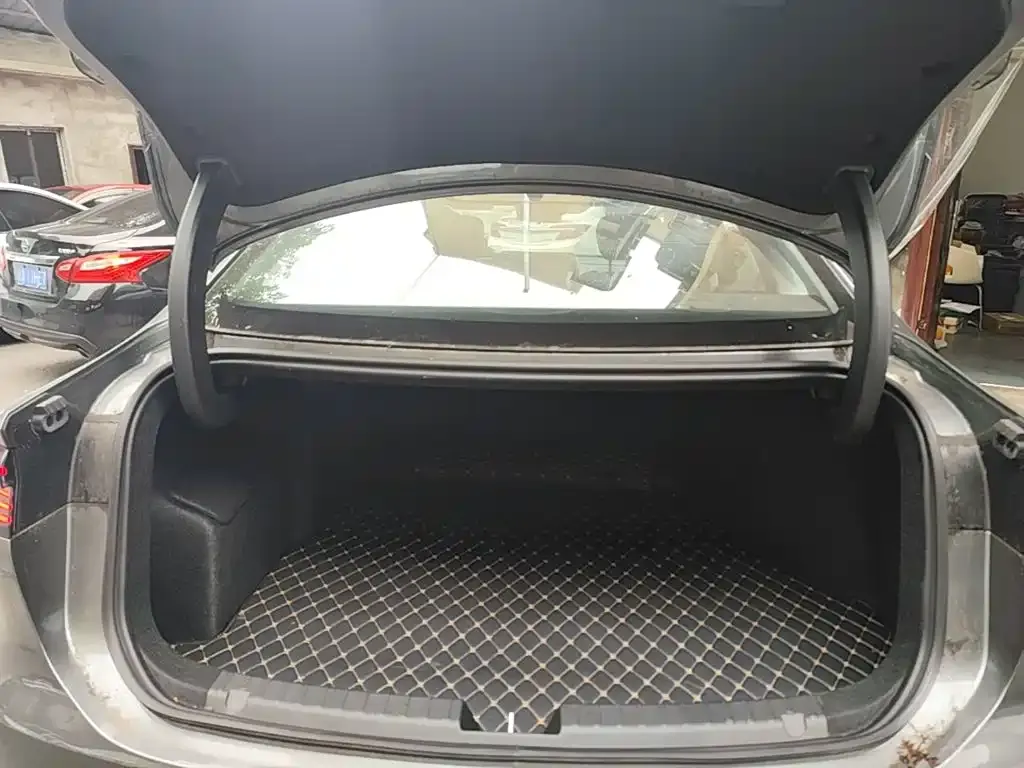 Geely Galaxy Galaxy A7 EM-i 150km Explorer+ Edition 2025 — фото 19