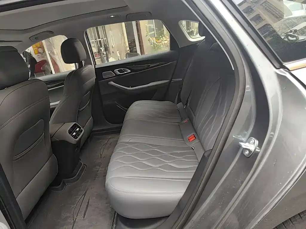 Geely Galaxy Galaxy A7 EM-i 150km Explorer+ Edition 2025 — фото 17