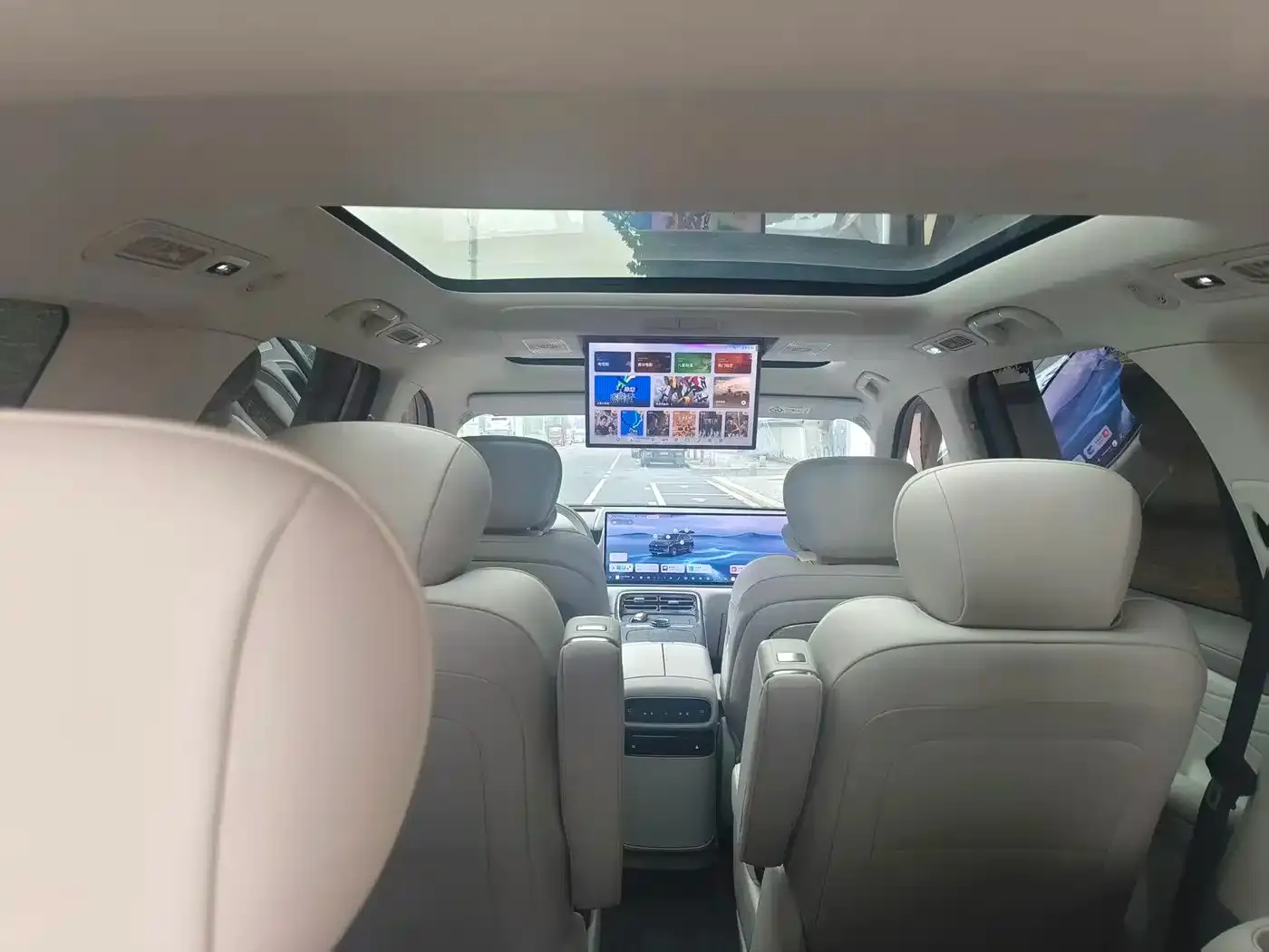 Geely Galaxy Galaxy M9 Base Model 2025 — фото 10