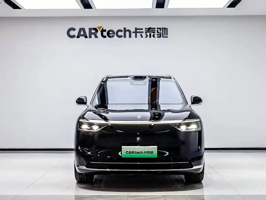 AITO Wenjie AITO M8 Range Extender Max+ Edition 53.4kWh 5-seater 2025
