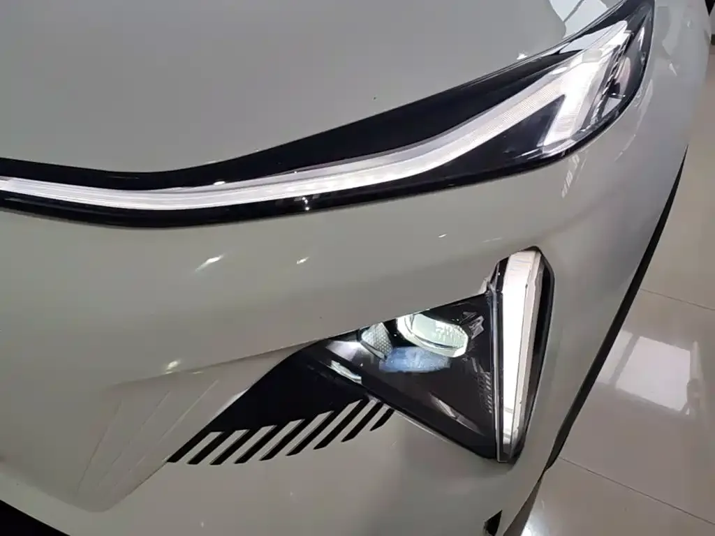 Geely Galaxy Galaxy L7 1.5T 115km MAX 2023 — фото 24