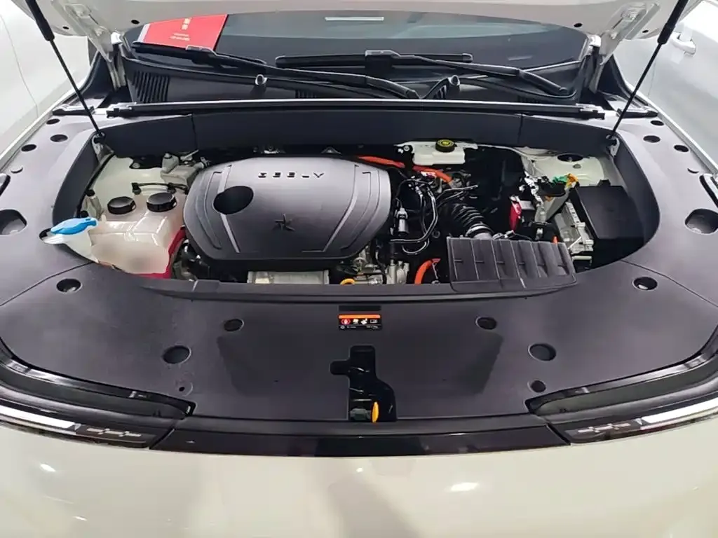 Geely Galaxy Galaxy L7 1.5T 115km MAX 2023 — фото 20
