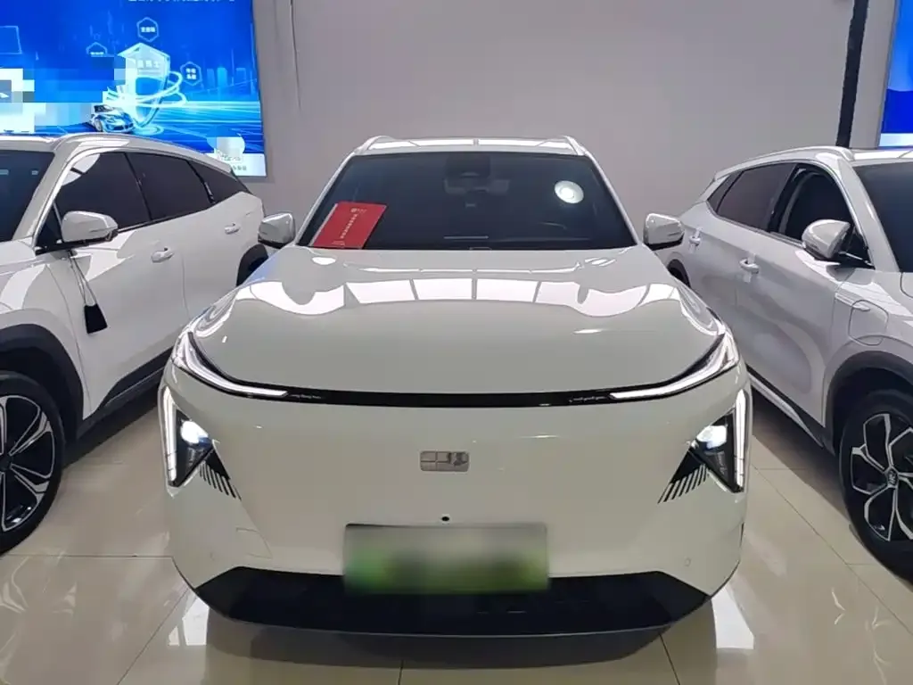 Geely Galaxy Galaxy L7 1.5T 115km MAX 2023 — фото 3