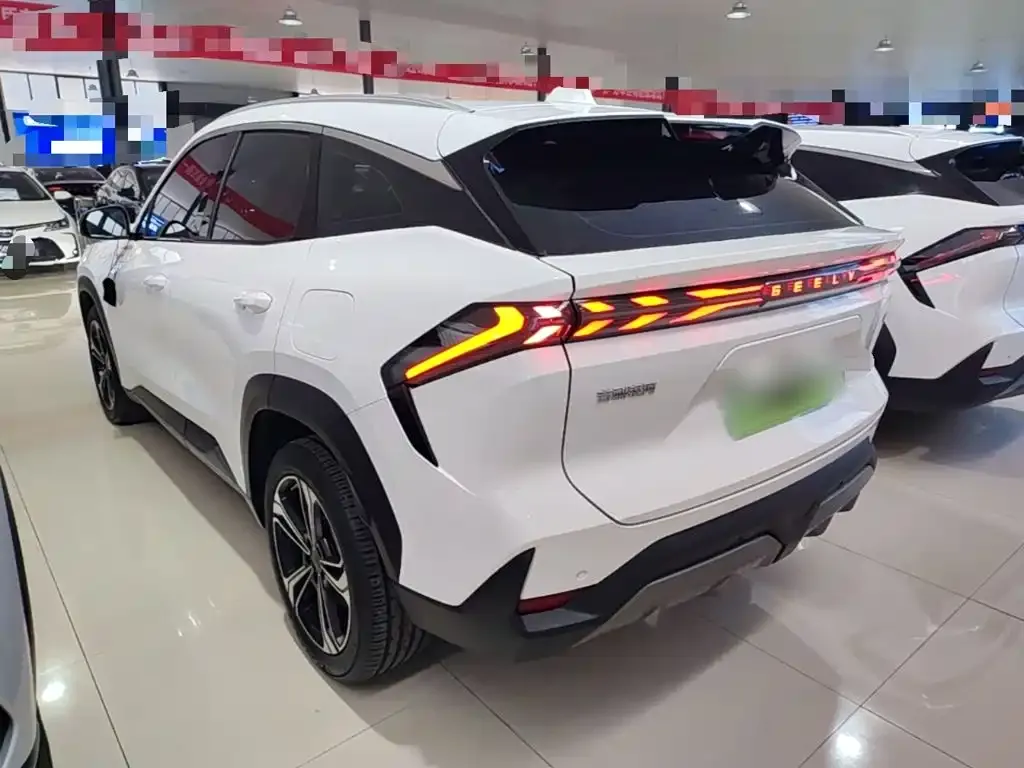 Geely Galaxy Galaxy L7 1.5T 115km MAX 2023 — фото 5