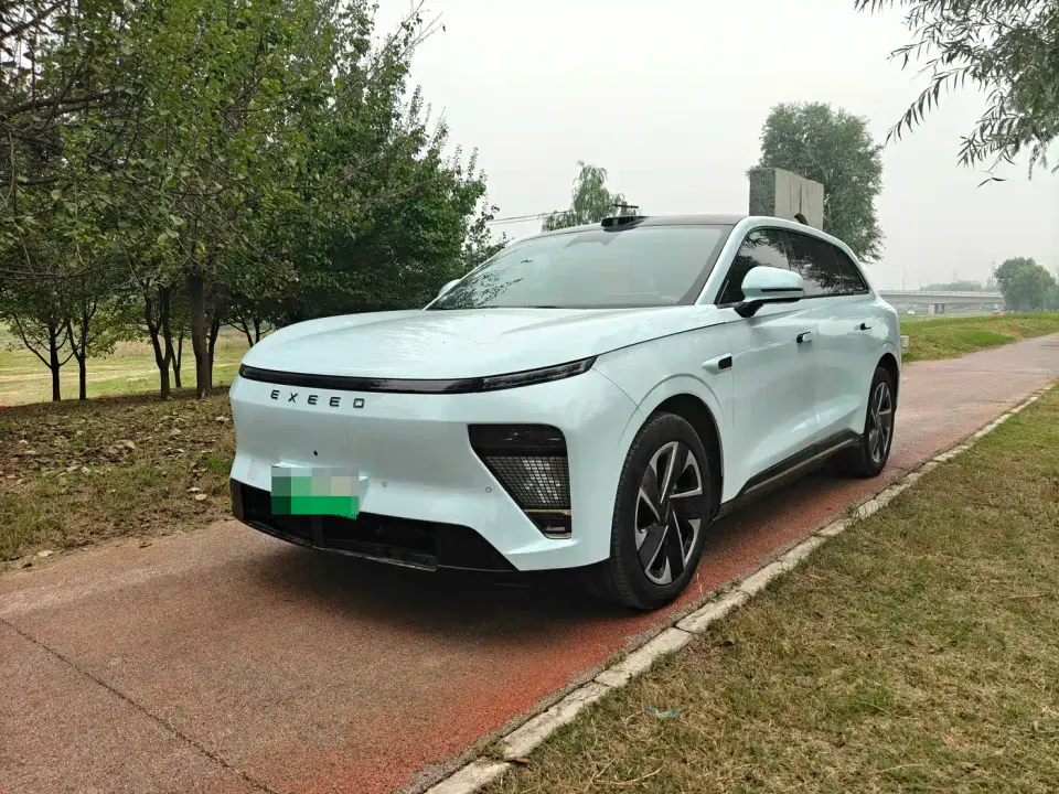 Exeed Exlantix ET Model Pure Electric 625 Pro Urban Smart Driving Edition 2024