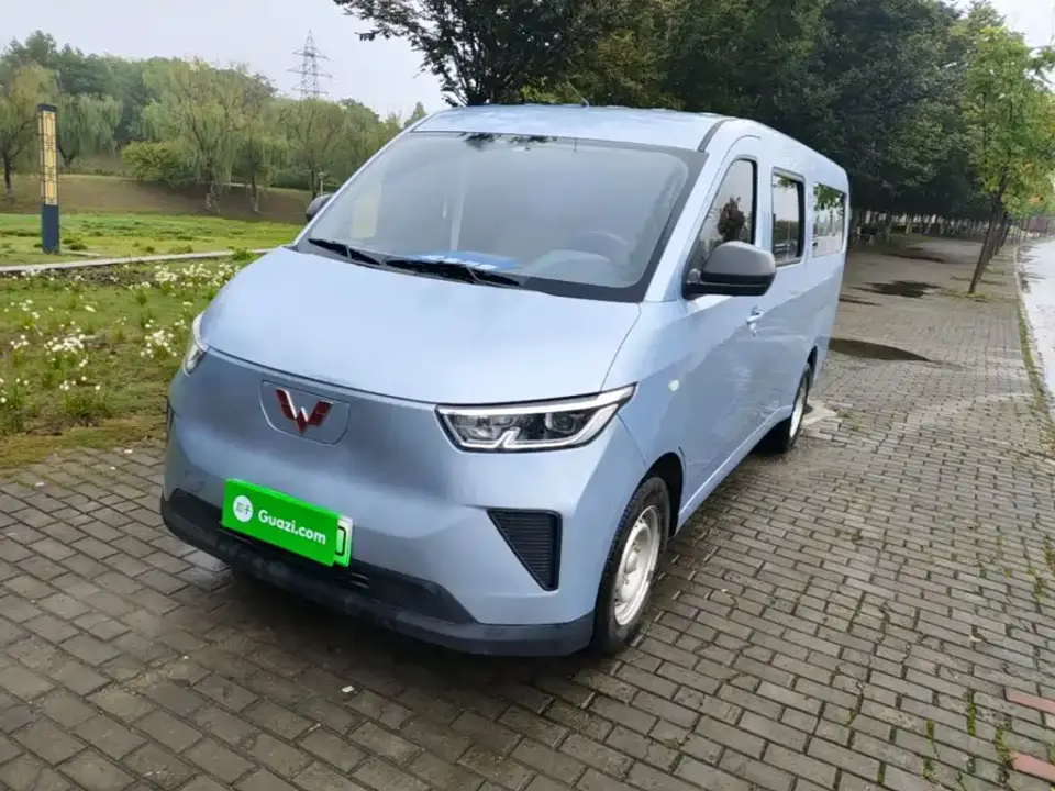 Wuling Motors Wuling Yangguang 300KM Comfort Bus Version 75kW 2025