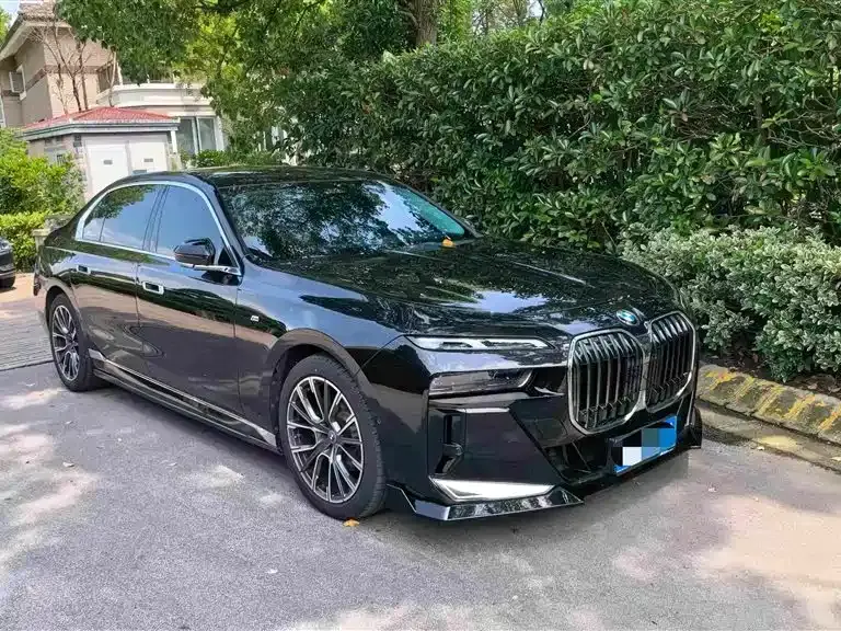 BMW 7 Series Model 735Li M Sport Package 2024