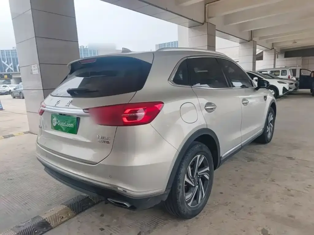 Hongqi HS5 Facelift 2.0T Smart Flag Enjoyment Edition 2022 — фото 7