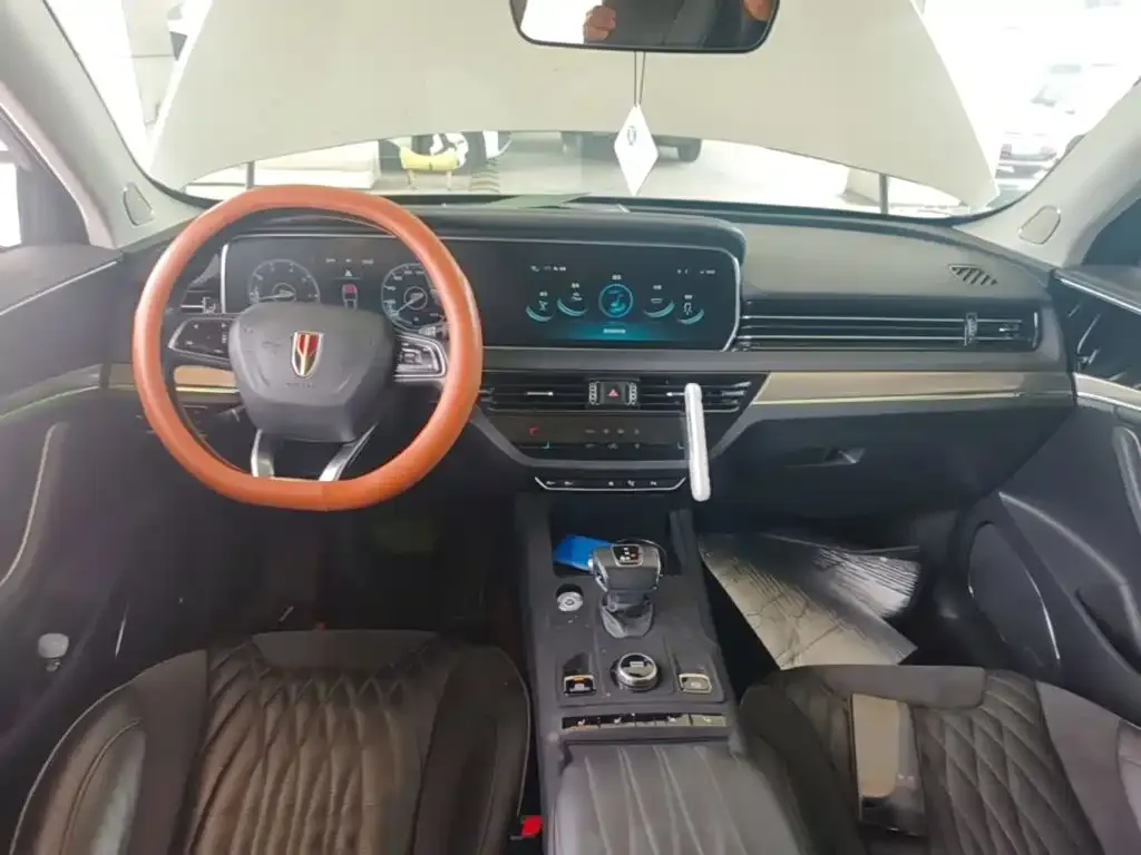 Hongqi HS5 Facelift 2.0T Smart Flag Enjoyment Edition 2022 — фото 10